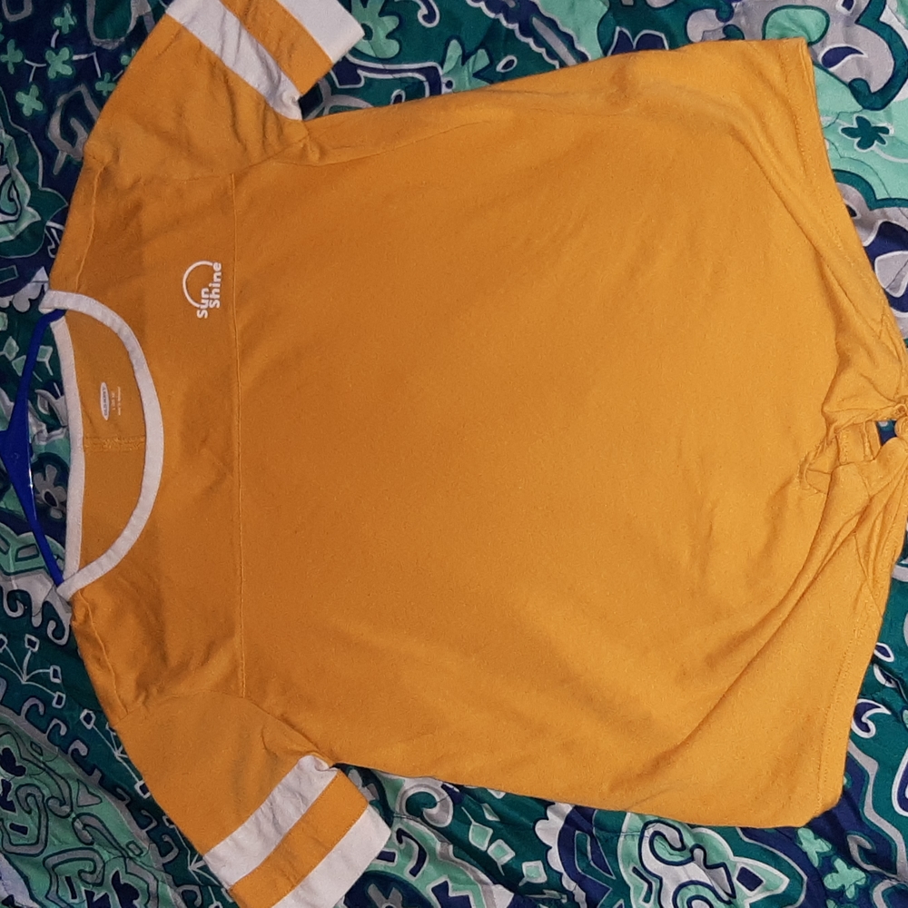 Old navy girls t-shirt